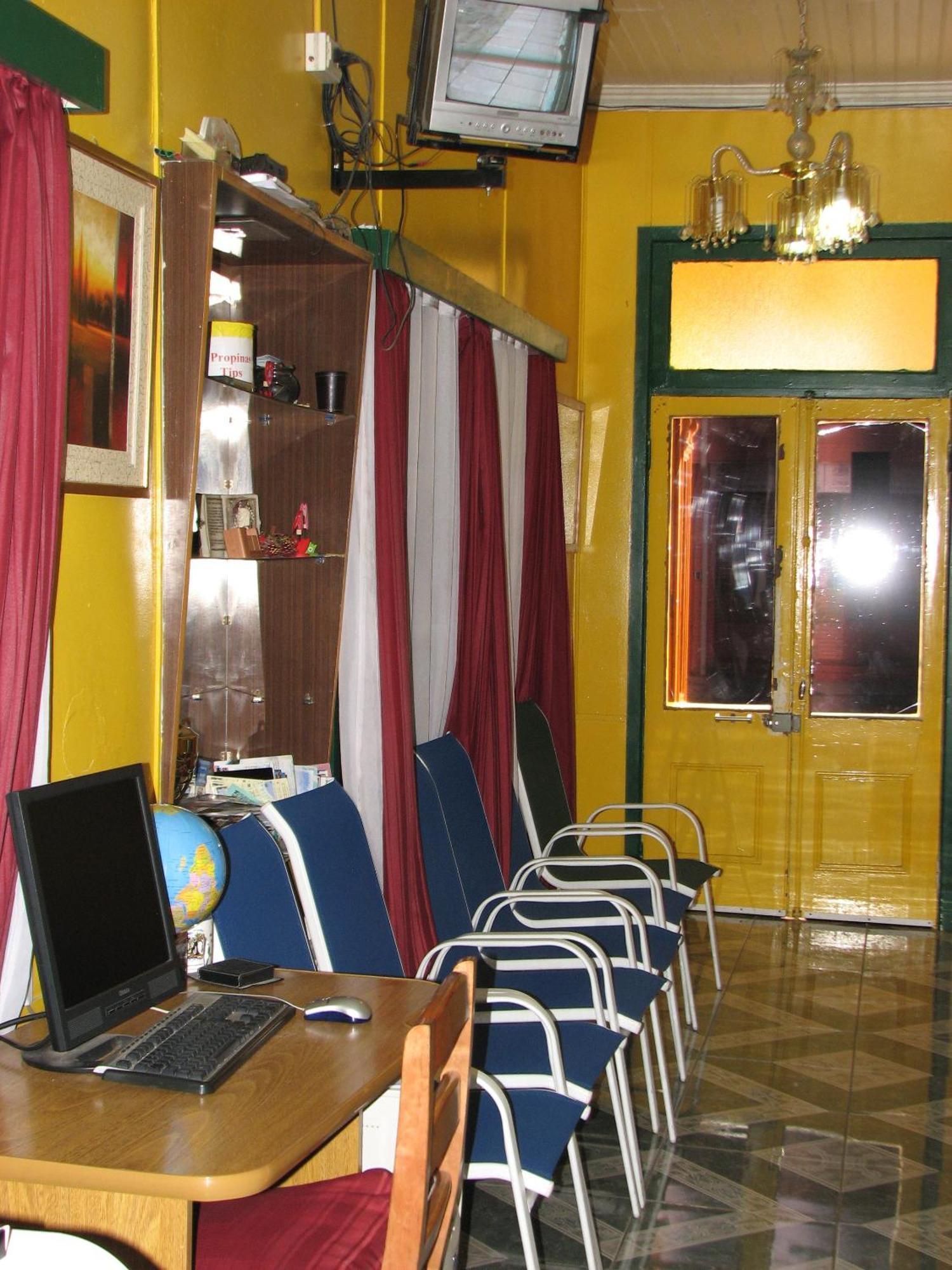 Hostal El Mirador Punta Arenas Extérieur photo